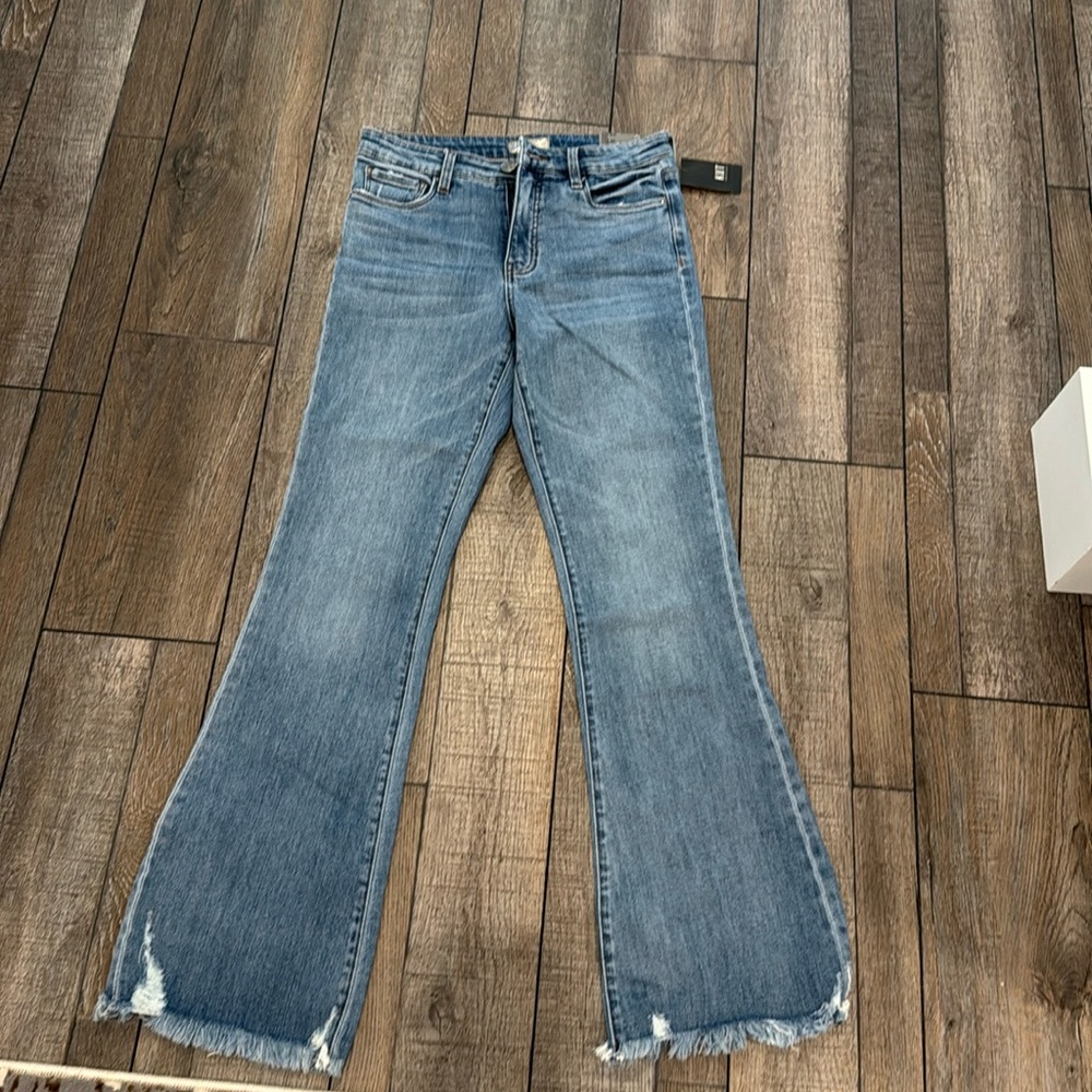 Brand new Kut from the Kloth jeans size 4 color Freely medium